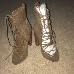 Dark taupe colored heels!